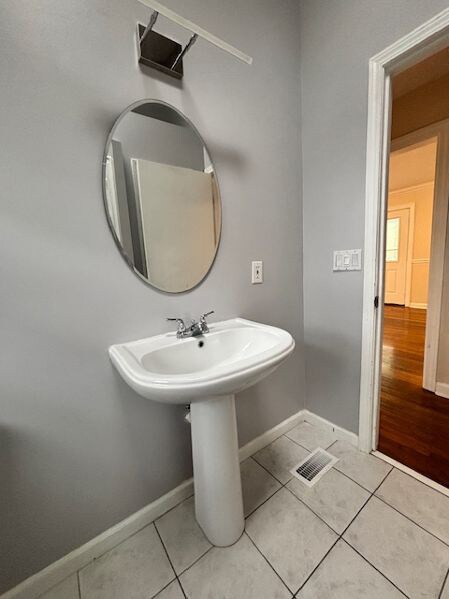 Building Photo - 303 Willow St