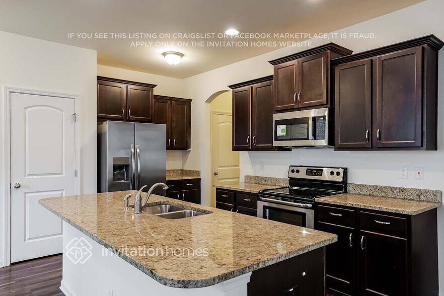 Building Photo - 604 Brookfield Dr