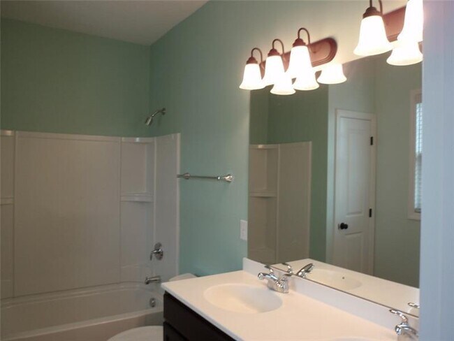 Building Photo - 290 Venango Trail