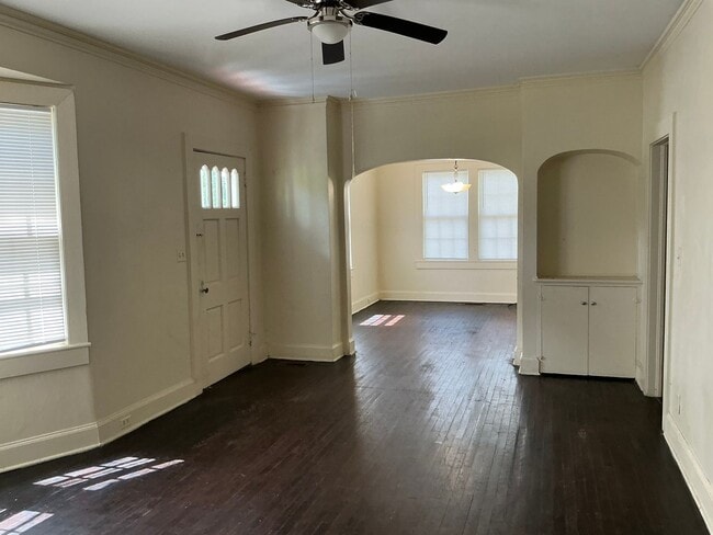 Building Photo - 1314 Carswell Ave