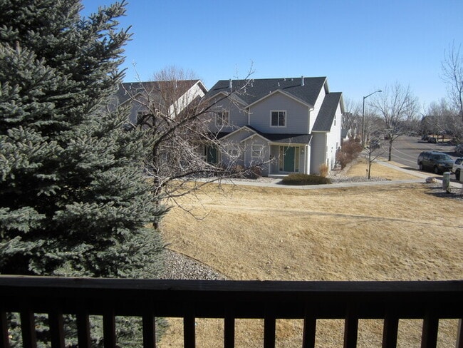 Building Photo - Beautiful 2 Bedroom, 1 Bathroom Condo by H...