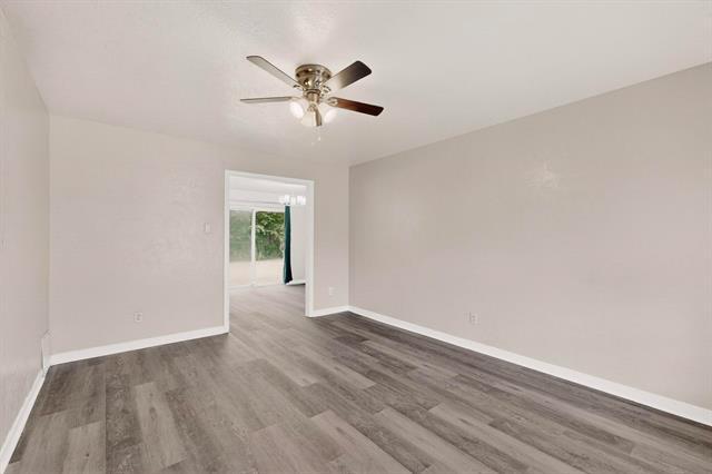 Building Photo - 524 Longridge Dr