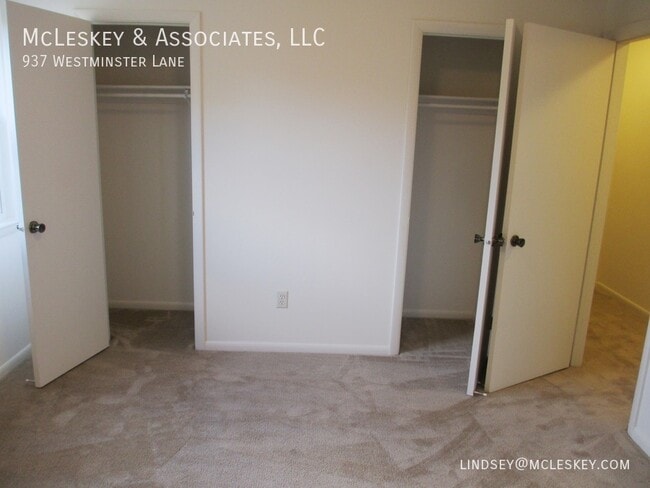 Building Photo - 937 Westminster Ln