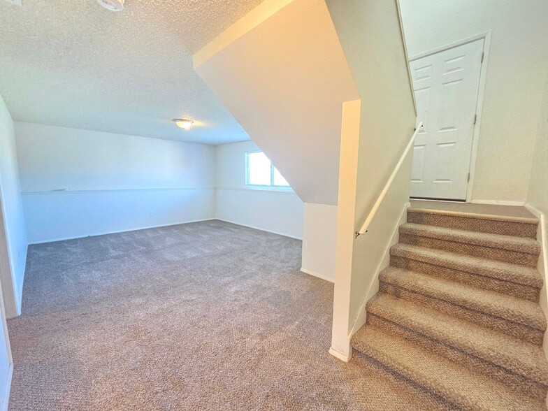 Building Photo - 1707 N Glenn Ct