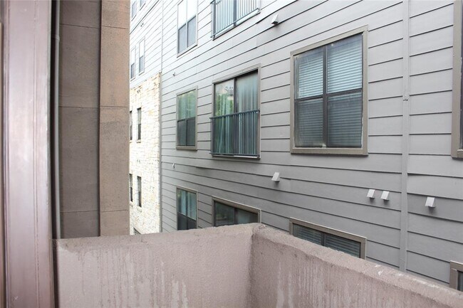 Building Photo - 2509 Pearl St