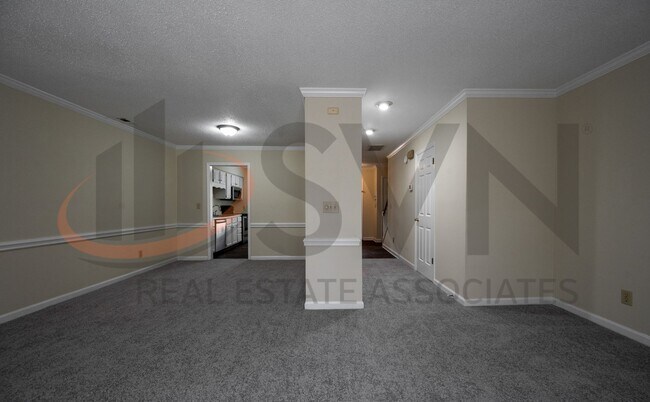 Building Photo - 3117 Coachman's Way