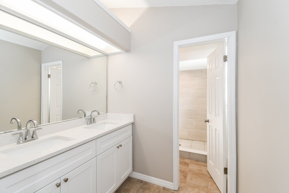 Building Photo - 7631 Collins Ridge Blvd