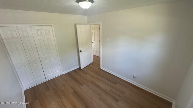 Building Photo - 5321 Juanita Ln