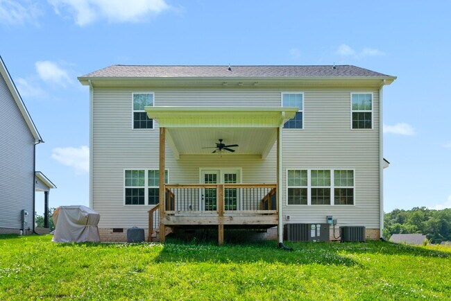 Building Photo - 681 Eva Agnes Ave