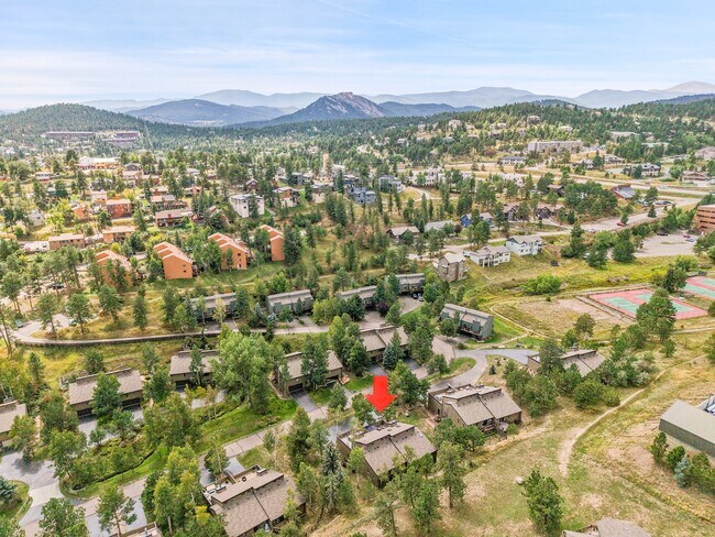 Building Photo - 30573 Sun Creek Dr