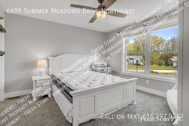 Building Photo - 6699 Summer Meadows Dr NE