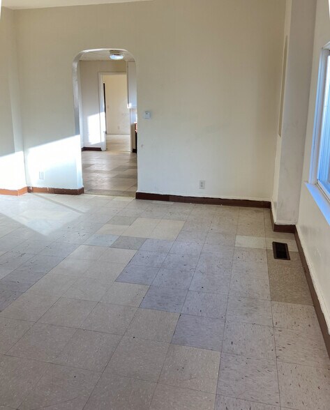 Building Photo - 278 Avenue A