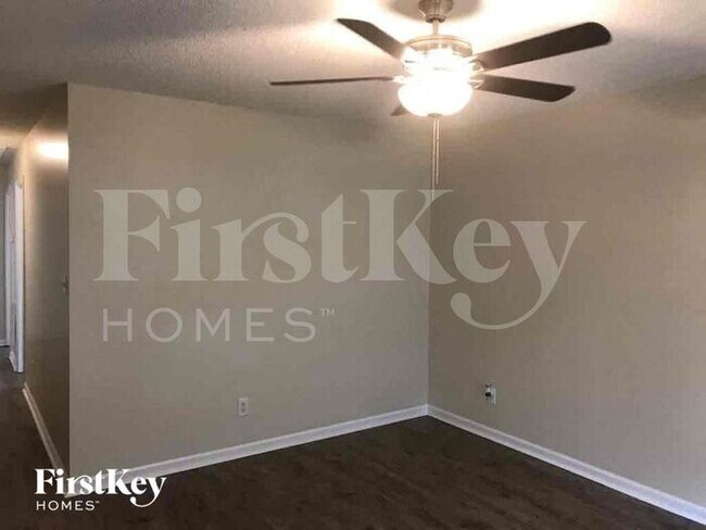 Building Photo - 105 Prince St