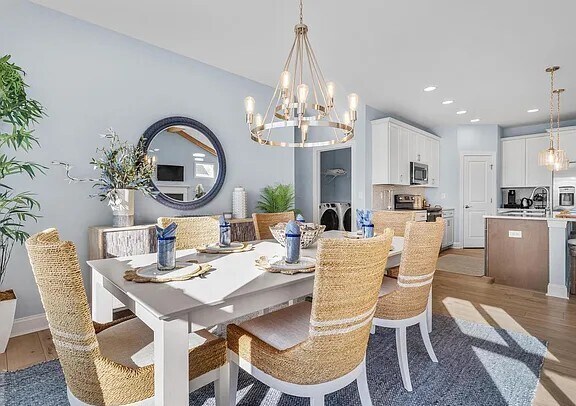 Building Photo - 22420 Jayda Dr