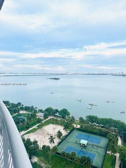 Building Photo - 1750 N Bayshore Dr