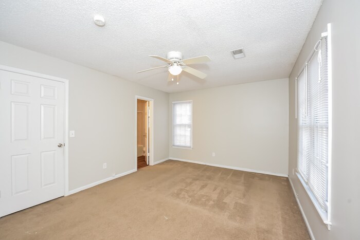 Building Photo - 228 Chadford Rd