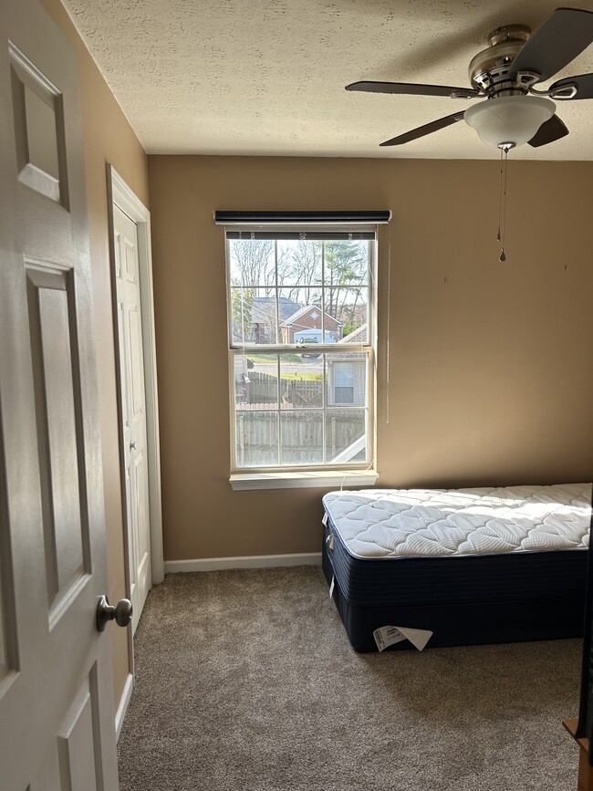 Building Photo - 704 Jayme Rhae Ln