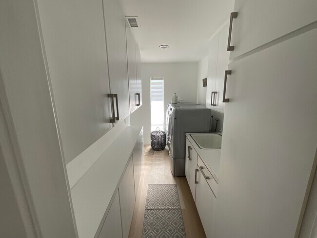 Building Photo - 79188 Bog Walk Ct