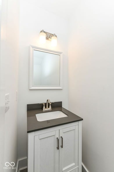 Building Photo - 2645 N College Ave