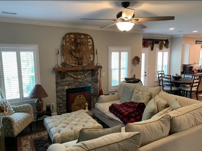 Building Photo - 1167 Aspen Glen Dr