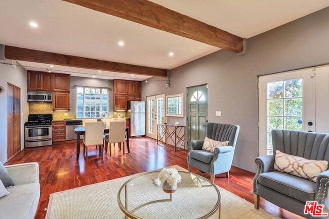 Building Photo - 1847 E Del Mar Blvd