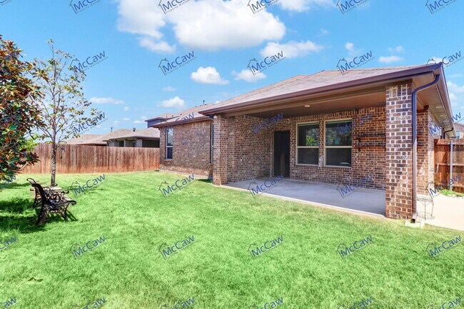 Building Photo - 1100 Scotney Ln