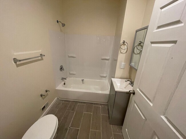 Building Photo - 307 S White Horse Pike