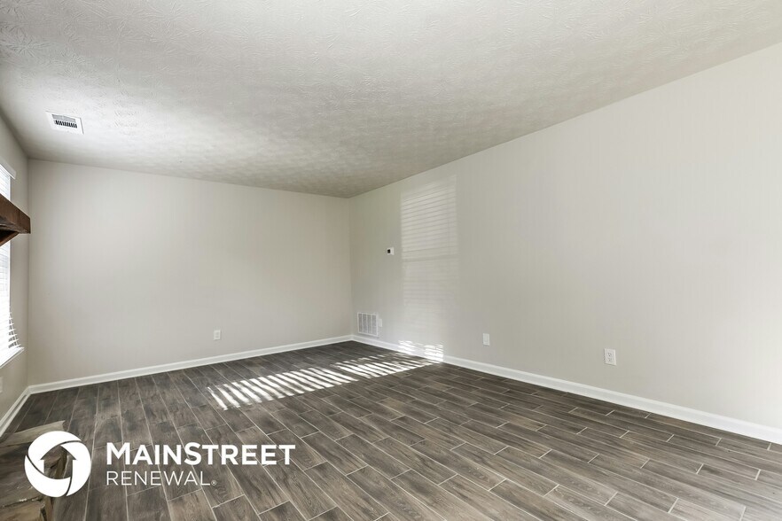 Building Photo - 6097 Twin Creeks Ct
