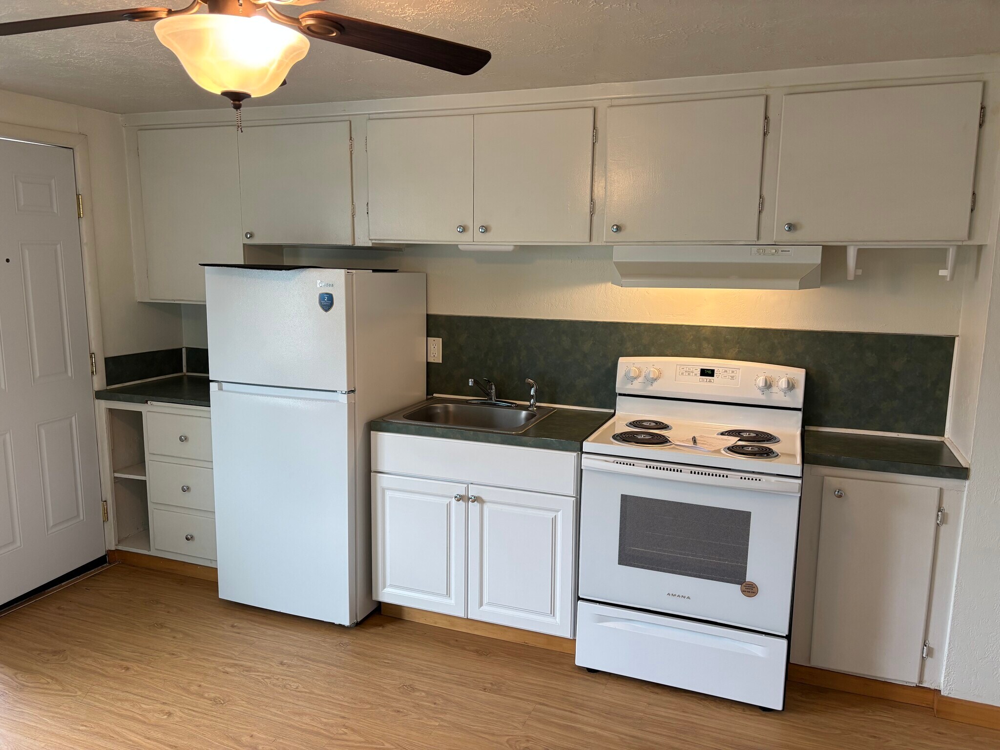 kitchen - 1819 Carroll St
