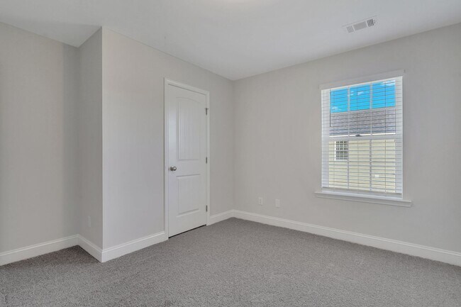 Building Photo - New Construction 4BR Home in Guyton Station – Spacious & Modern Living