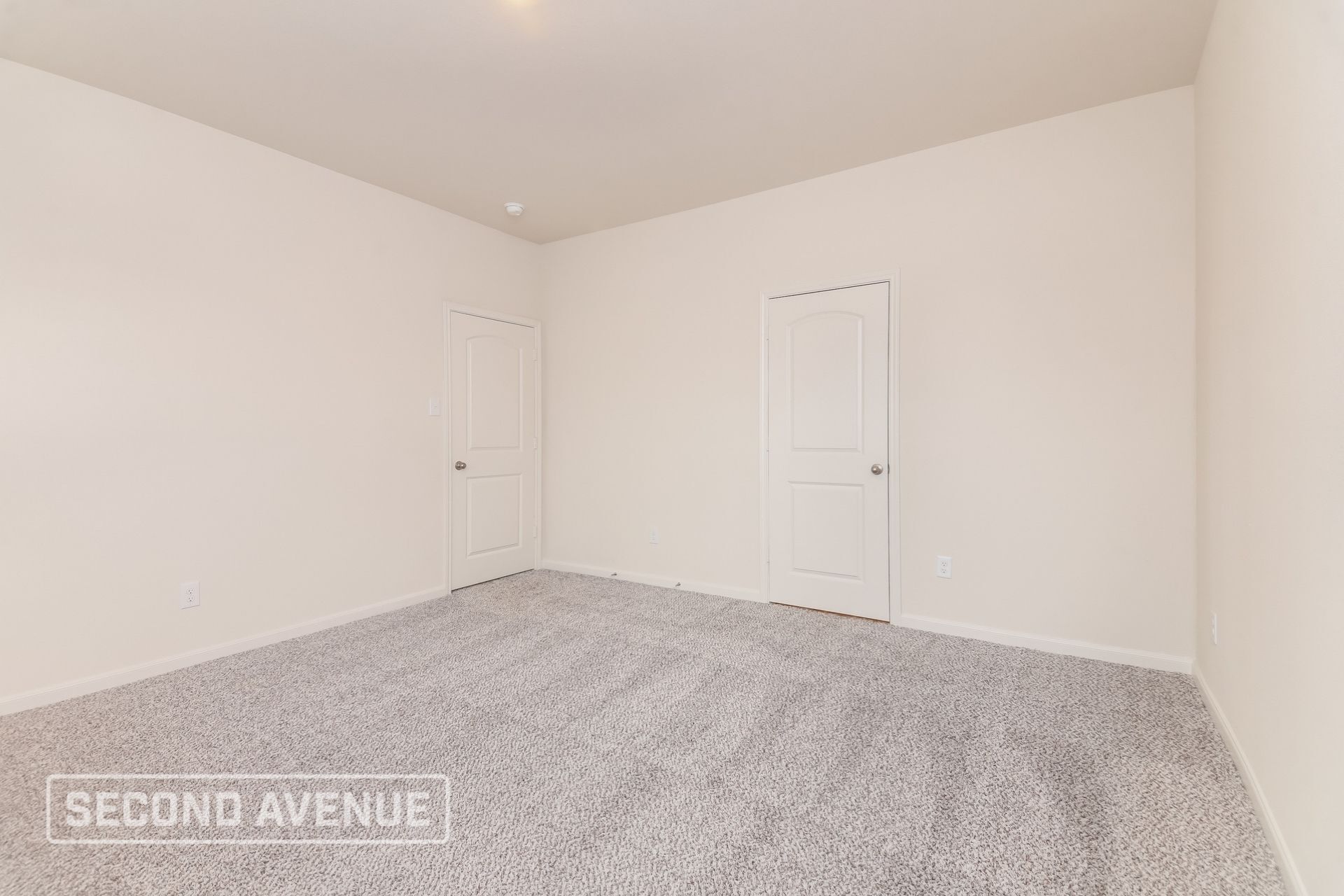 Building Photo - 841 Serena Dr