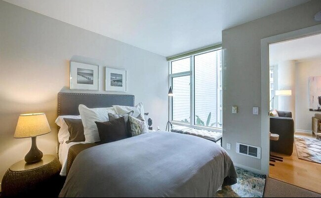 Bedroom - 829 Folsom St