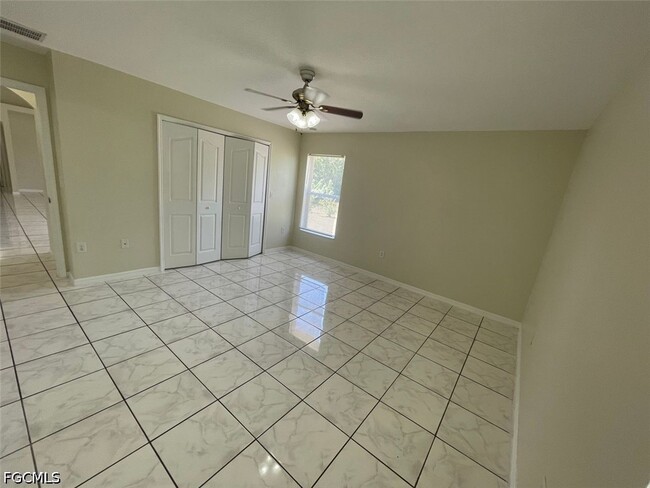 Building Photo - 1221 Summa Blvd