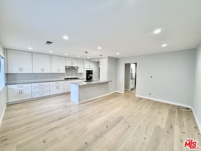 Building Photo - 4435 Alla Rd