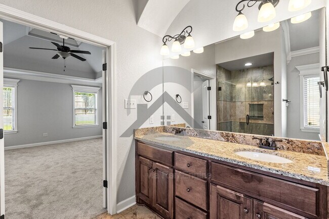 Building Photo - 6137 Remington Dr