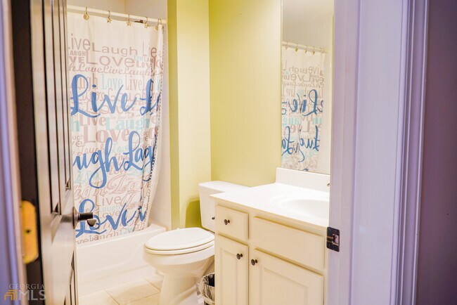 Building Photo - 1127 Ashton Bluff Dr NE