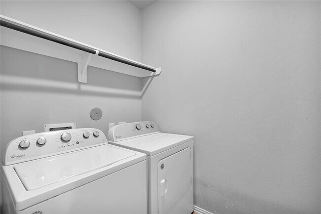 Building Photo - 3137 Dunsmore Manor Ct