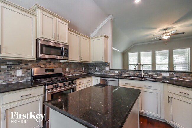 Building Photo - 3024 Golden Current Ln