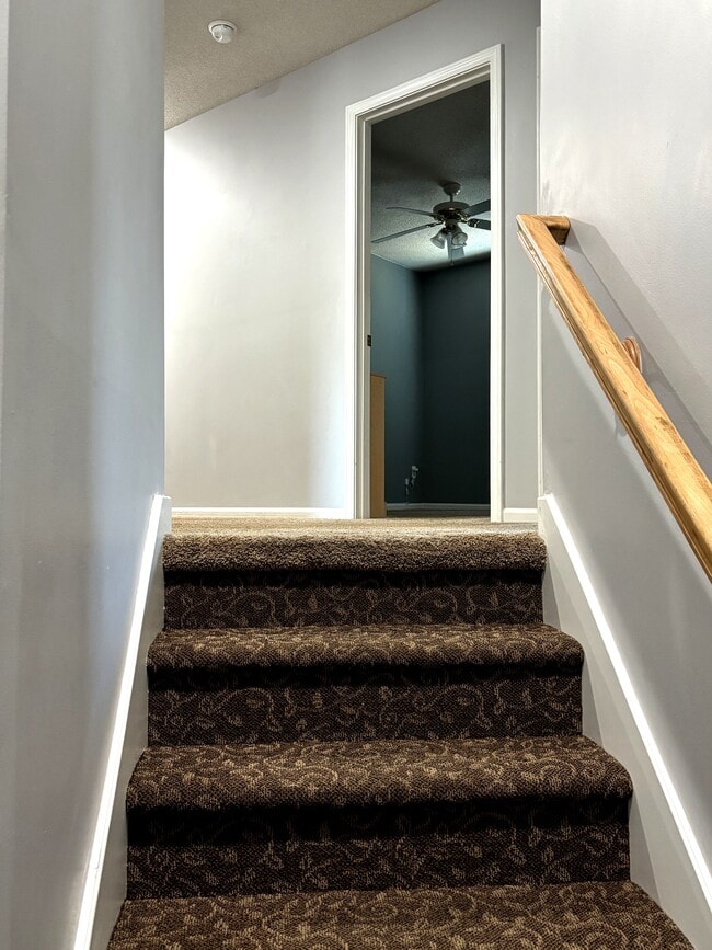 Building Photo - 13806 S Mullen St