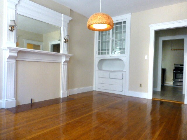Building Photo - 10 Wellman St