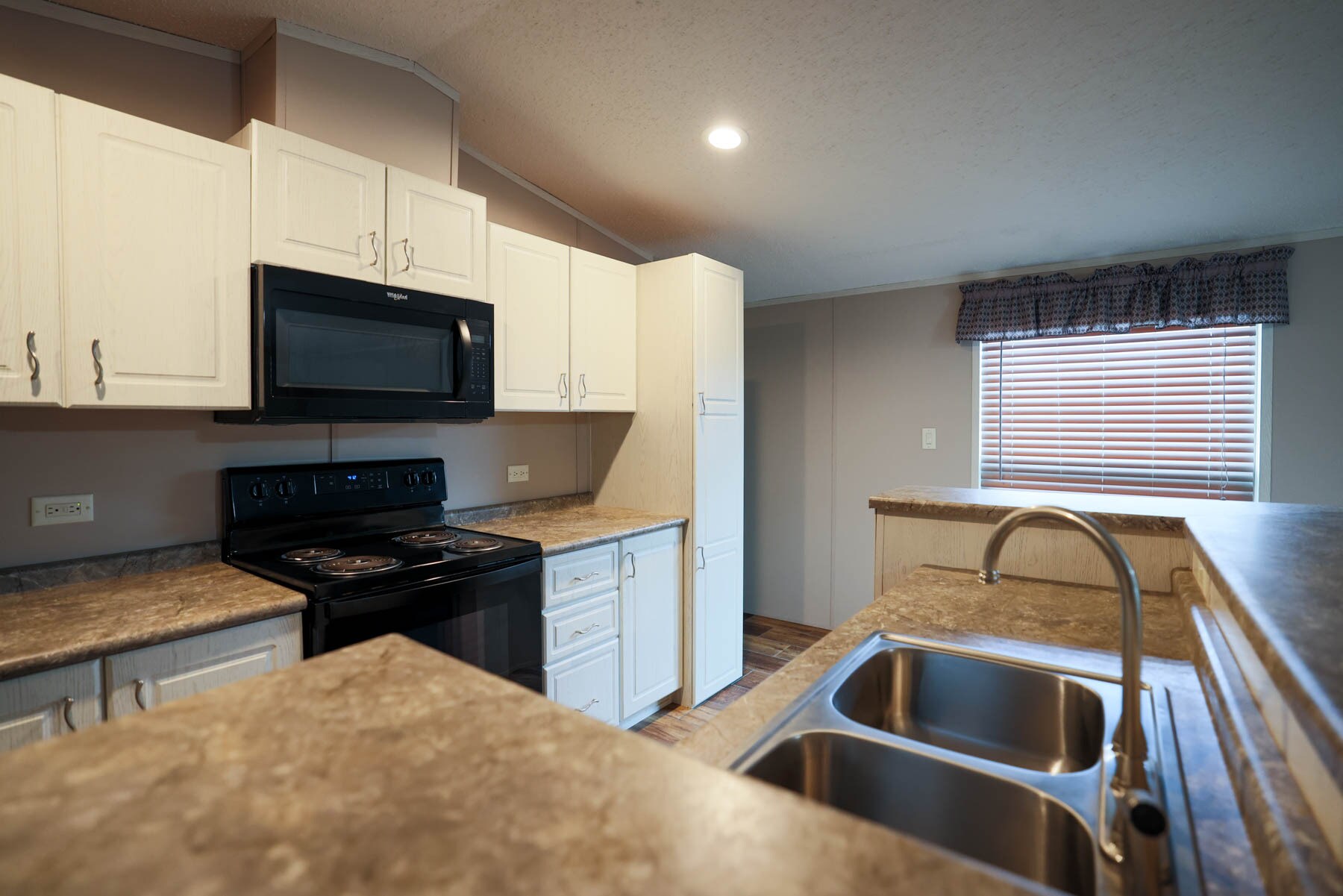 Kitchen - 1225 Orizaba