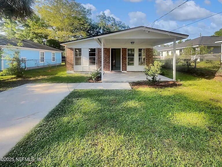Primary Photo - 2926 Hunt St