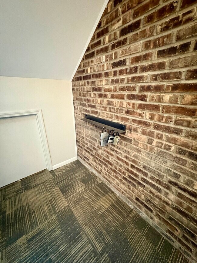 Building Photo - 1482 Stonebridge Cir