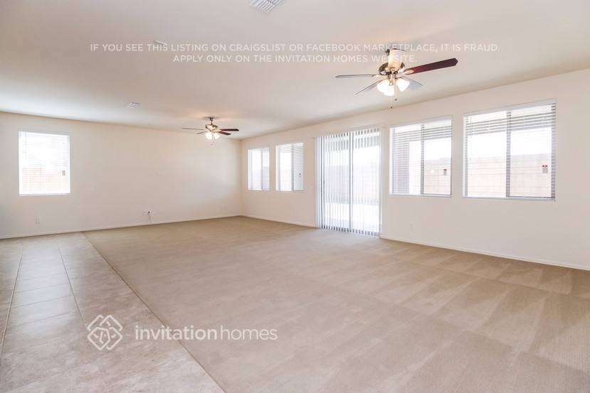 Building Photo - 22475 E Avenida Del Valle Ct