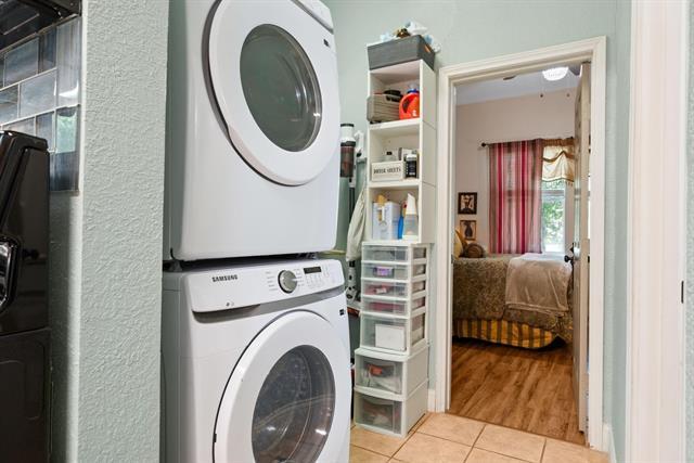 Building Photo - 809 SW 5th Ave