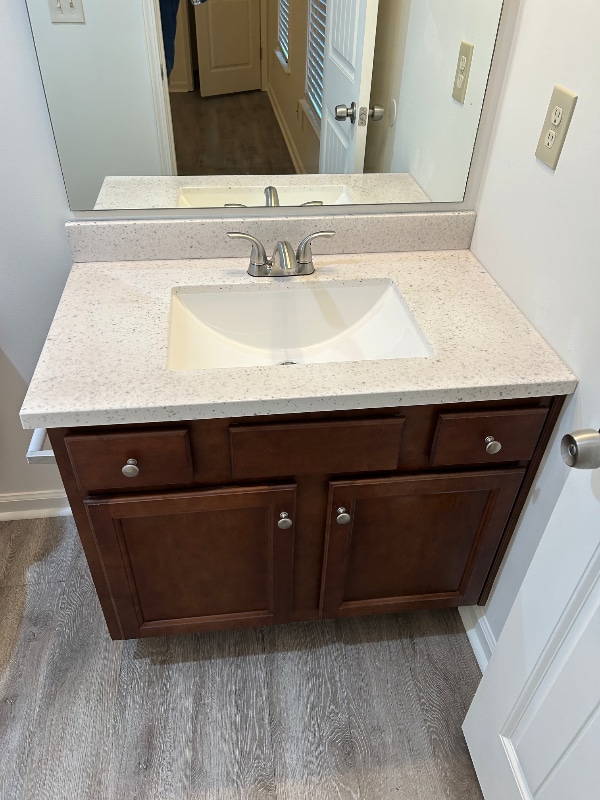 Building Photo - 45 Jacobs Ln