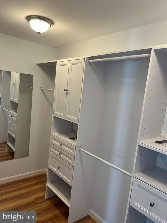 Building Photo - 9611 Juniper Dr