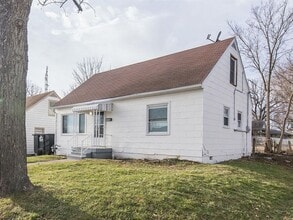 Building Photo - Spacious 4-Bedroom, 2-Bath Home with Garag...