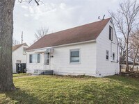 Building Photo - Spacious 4-Bedroom, 2-Bath Home with Garag...