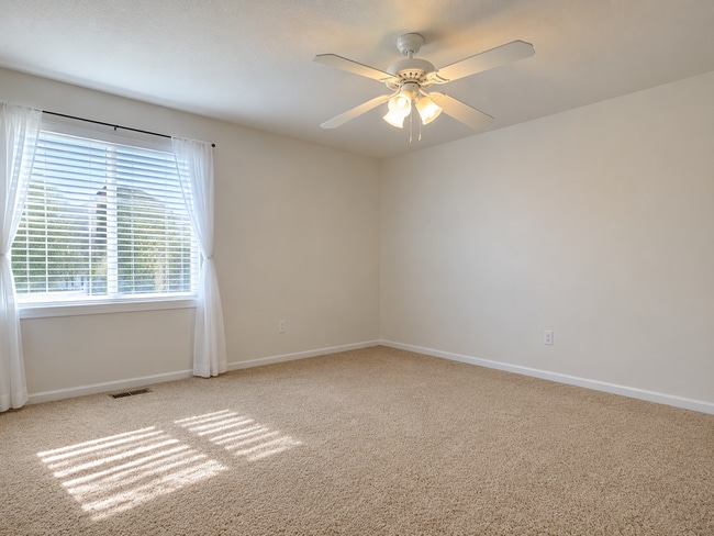 Building Photo - Wonderful Home w/ Breathtaking Mountain View! AVAILABLE 7/5